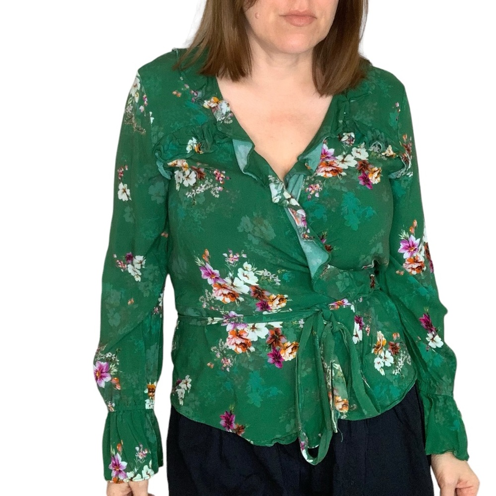 #018 H&M Green Floral Ruffled Wrap Top Women’s Size 12 One Only